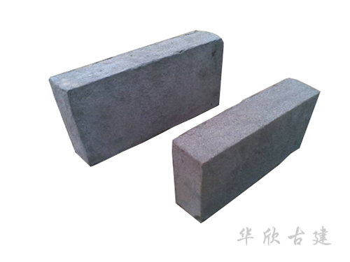 青磚